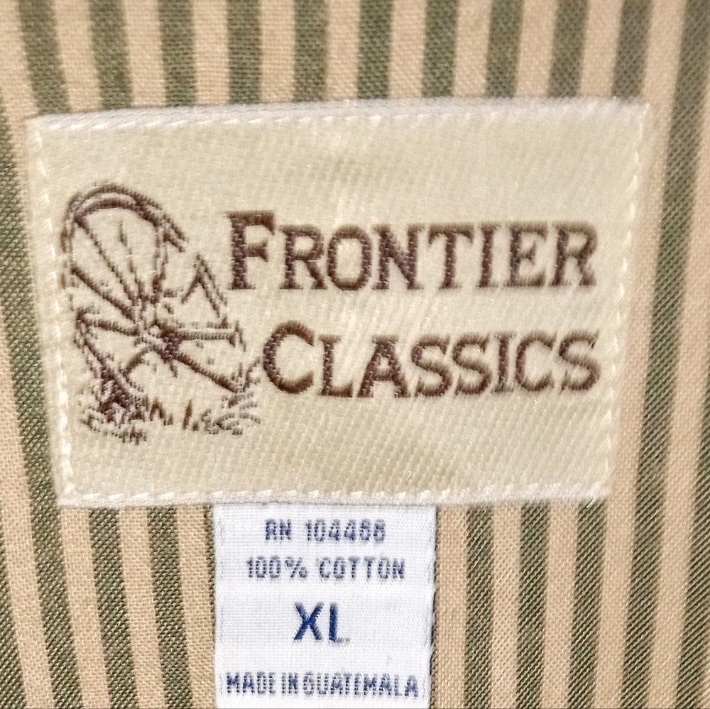 Frontier Classics Western Gentleman's Vest - Picture 5 of 6
